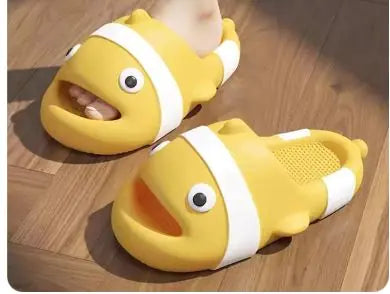 Non-Slip Slip-On Clownfish Slippers